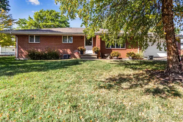 301 HOWARD PL,  Mount Hope,  KS 67108