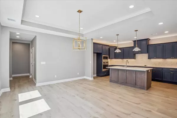 Wichita, KS 67235,14011 W Barn Owl St