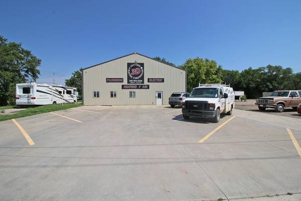 6960 N Broadway Ave, Park City, KS 67219