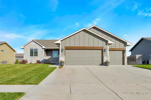 2212 E Sunset St, Goddard, KS 67052