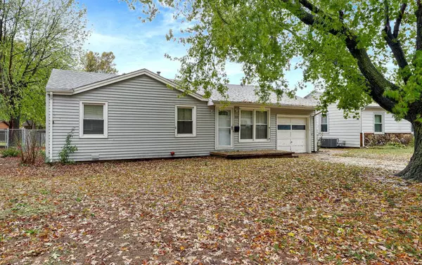 359 Spring Dr,  Haysville,  KS 67060