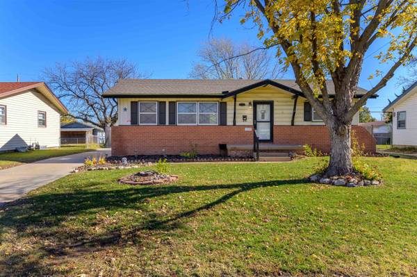 3028 S Bennett Ave, Wichita, KS 67217