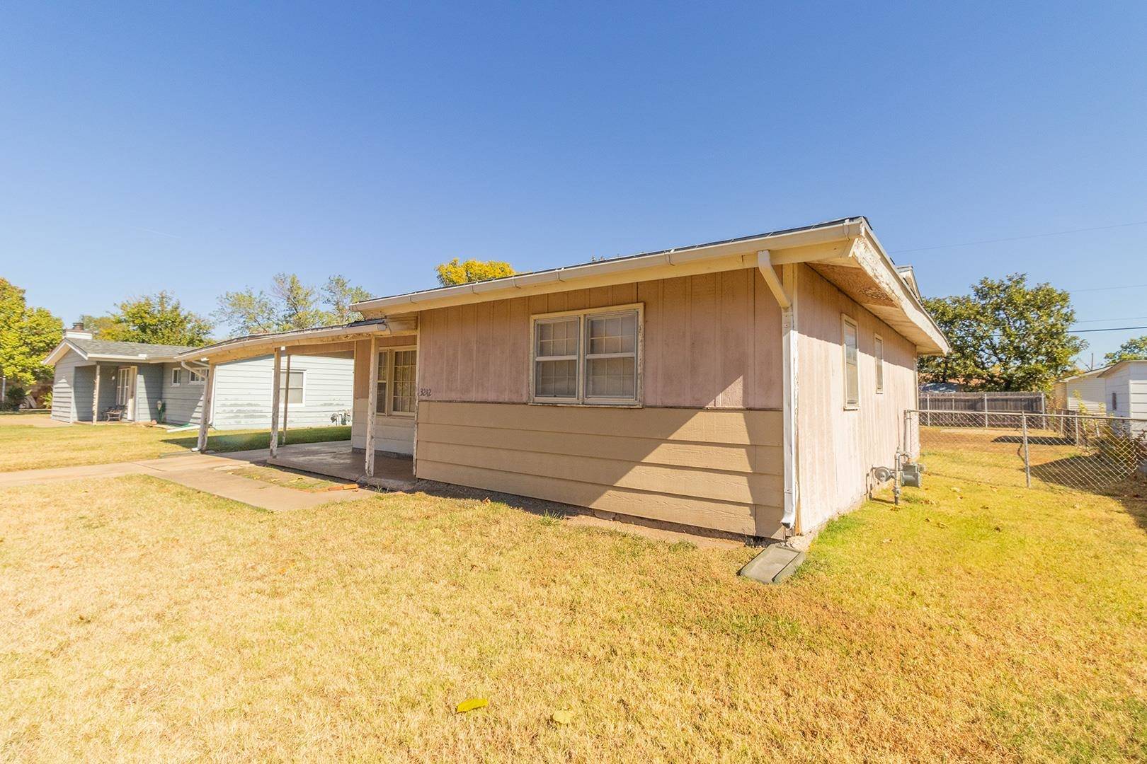 Wichita, KS 67217,3242 S Euclid Ave