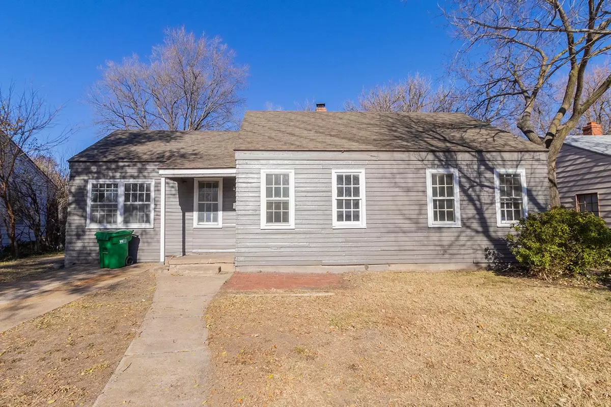 Wichita, KS 67208,5326 E Pine