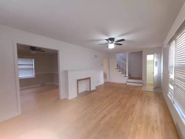 Wichita, KS 67211,2328 E Wilma St