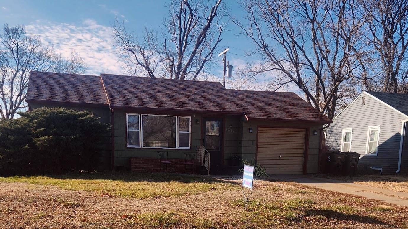 1846 Simmons St, Salina, KS 67401