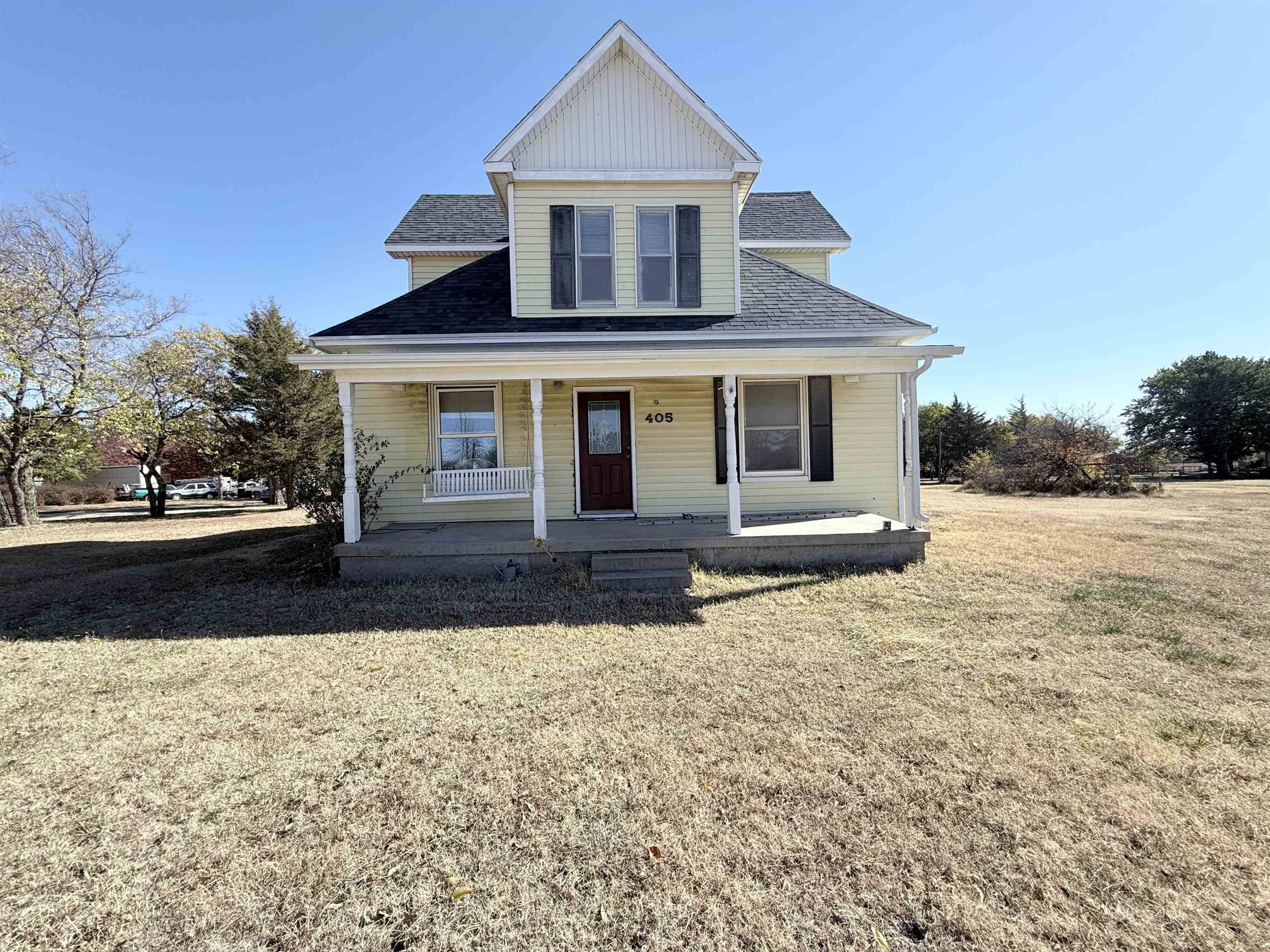 405 Main, Hope, KS 67451