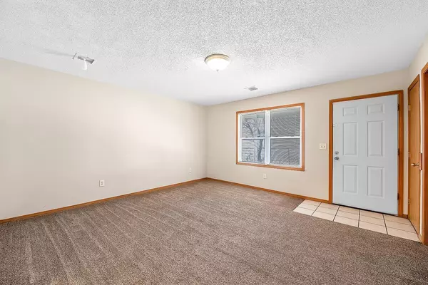 Wichita, KS 67213,1928 W Walker St