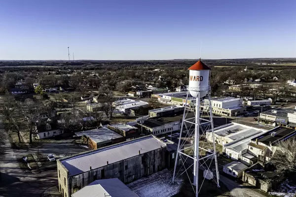 Howard, KS 67349,233 S Wabash