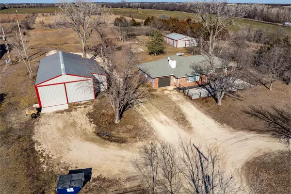 Benton, KS 67017-9164,14164 SW 50th St
