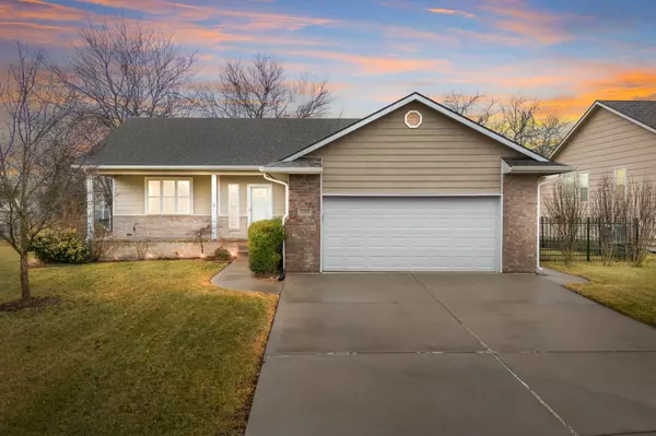 1309 W Quail Crossing Ct,  Andover,  KS 67002