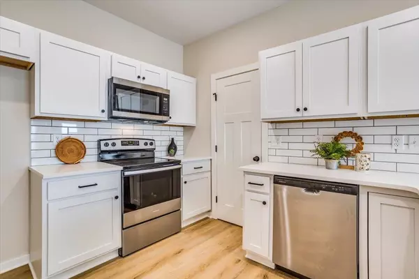 Maize, KS 67223,12467 W Fennec St