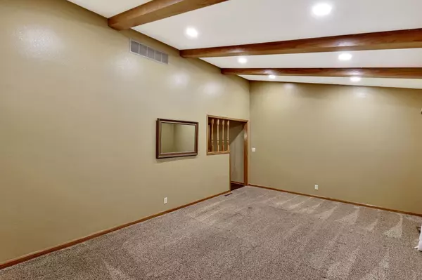 Wichita, KS 67215,5411 W York St