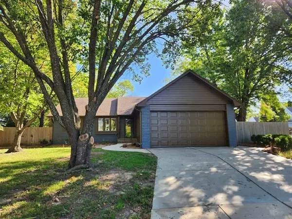 14105 E Lakeview Ct.,  Wichita,  KS 67230