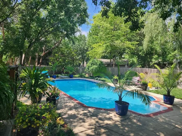 Wichita, KS 67206,1123 N Rutland St