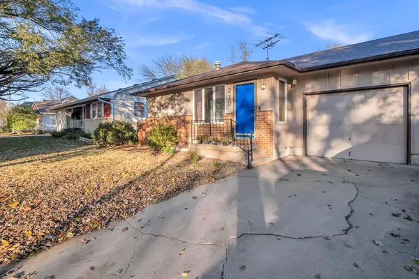 Hillsboro, KS 67063,210 S Lincoln St