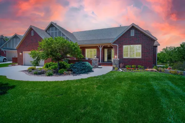 8711 E Churchill Cir, Wichita, KS 67206