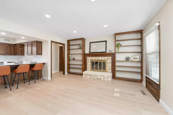 Andover, KS 67002,302 W Lexington Rd