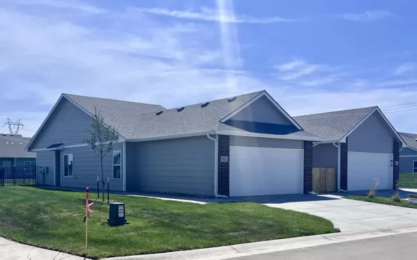 Wichita, KS 67215,3925-27 S Bluelake Ct
