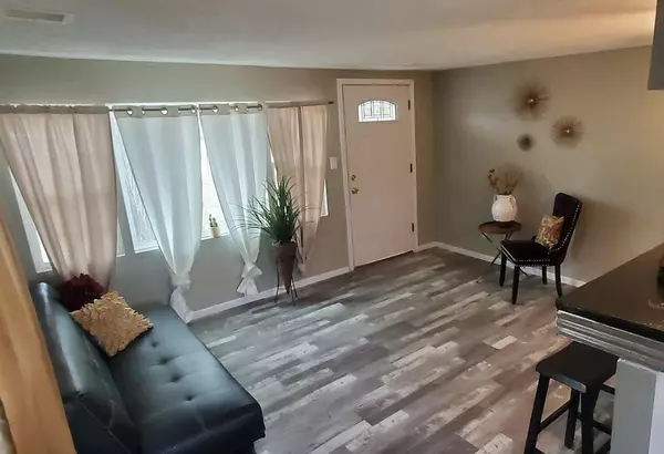 Wichita, KS 67212,5820 W Murdock