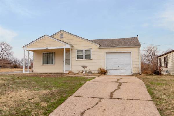 2825 E 22nd St N,  Wichita,  KS 67219