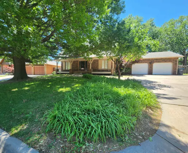 11617 W Burton,  Wichita,  KS 67209