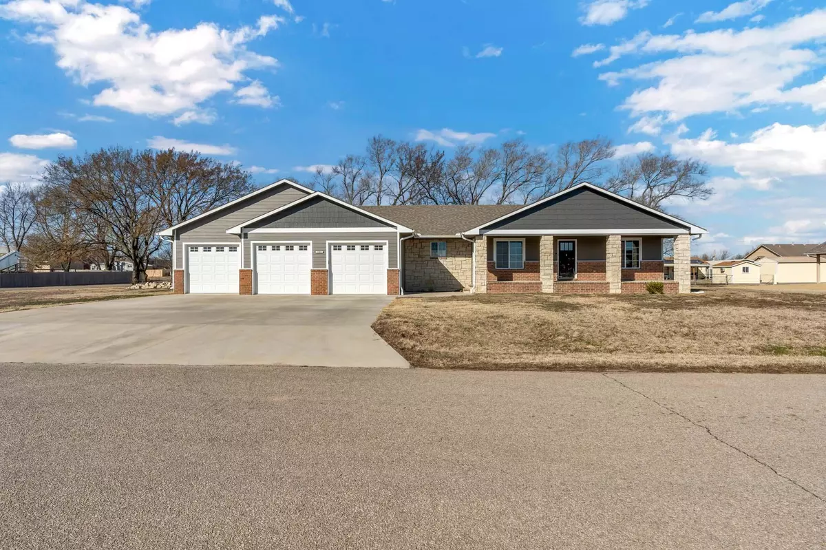 Belle Plaine, KS 67013,1101 N Washington St