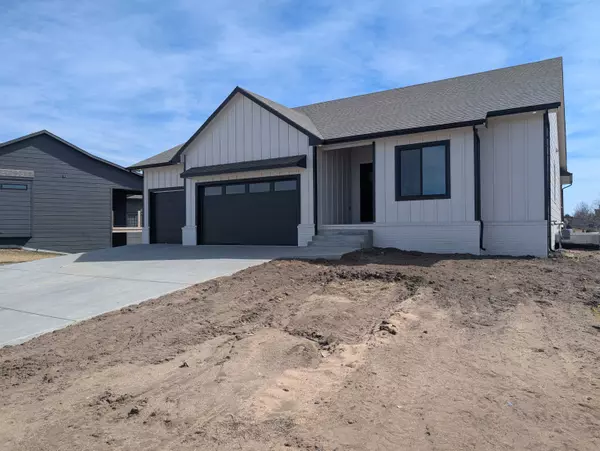 507 Glen Creek St, Newton, KS 67114