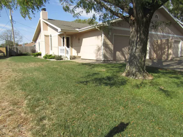 Salina, KS 67401,634 Fairdale Rd