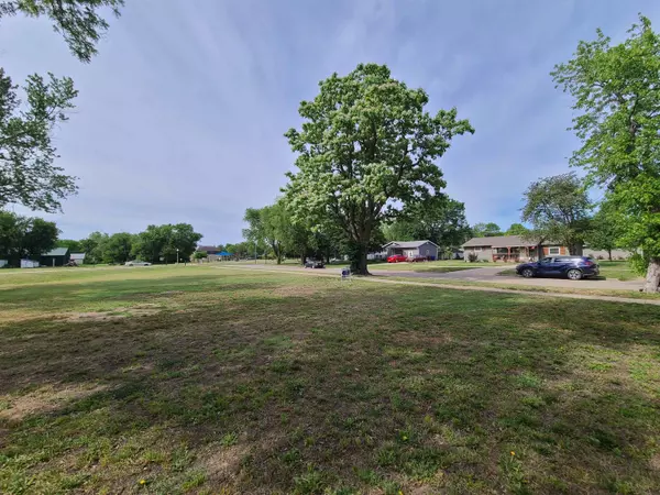 Lindsborg, KS 67456,317 S 2nd St