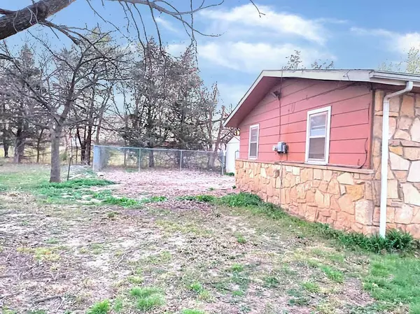Arkansas City, KS 67005,32899 Tower Rd
