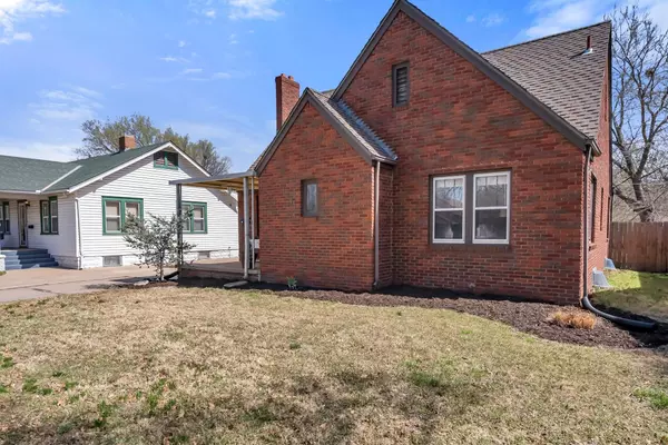 Wichita, KS 67203,122 N MERIDIAN AVE