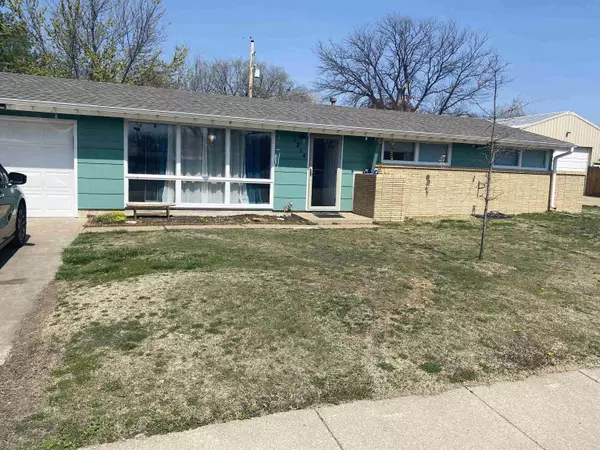 Salina, KS 67401,1214 Fairway Ave