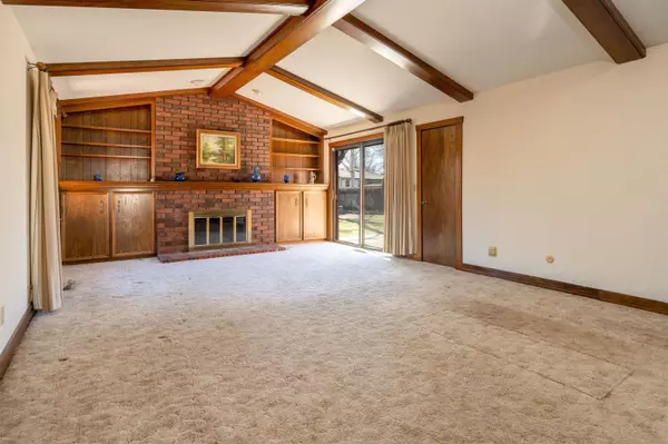 Wichita, KS 67207,1024 S Burrus St