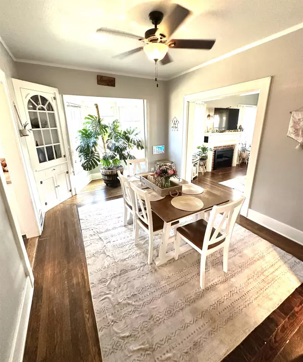 Medicine Lodge, KS 67104,400 N Main St