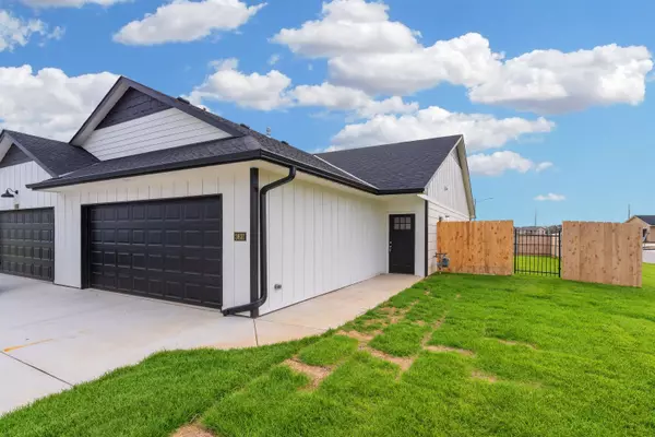 3617 W 45th ST S, Wichita, KS 67217