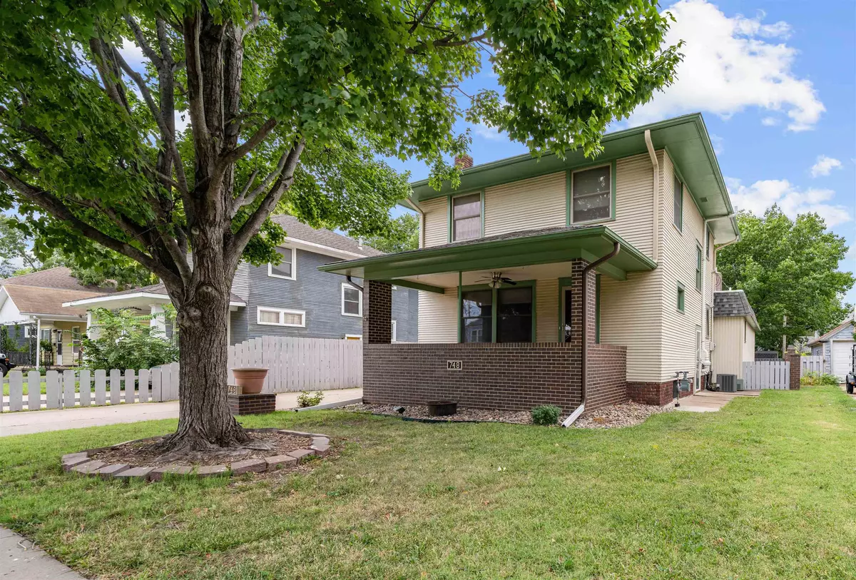 Salina, KS 67401,748 S 5th St