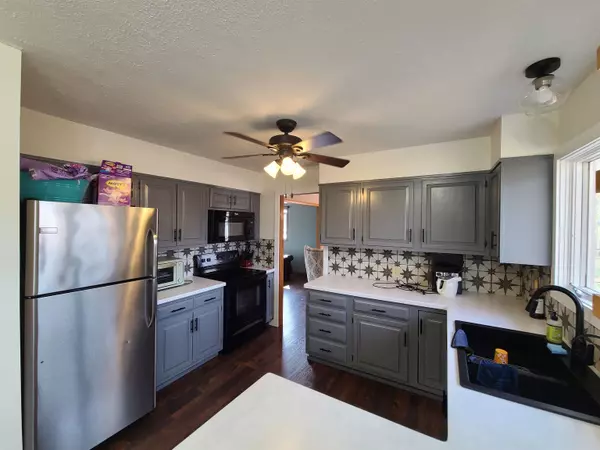 Mcpherson, KS 67460,931 E Hulse St