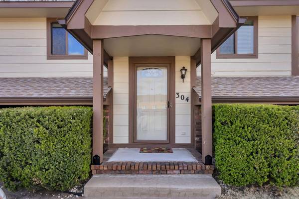 3536 W 2nd St N, Wichita, KS 67203