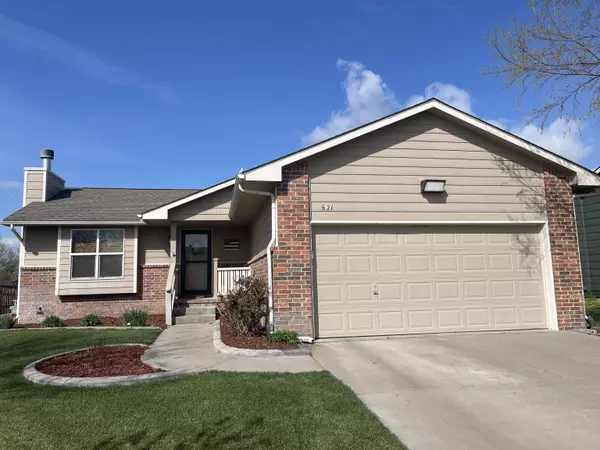 621 S Stoneridge St, Valley Center, KS 67147