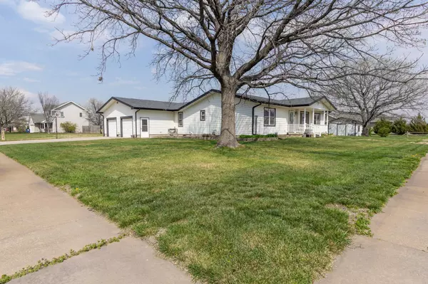 Assaria, KS 67416,460 E Kansas St