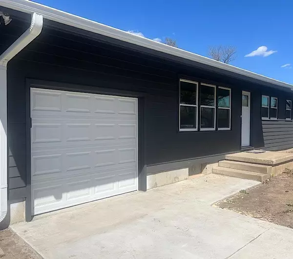 Salina, KS 67401,719 Ralph Ave