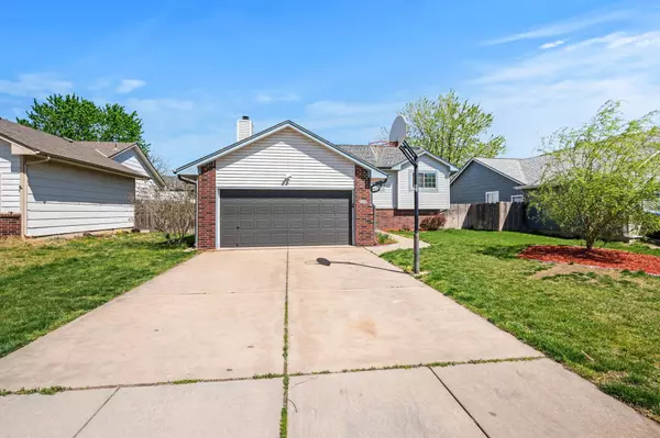 7406 E 35th St N, Wichita, KS 67226