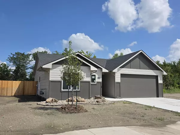 Newton, KS 67114,1220 SE 8th