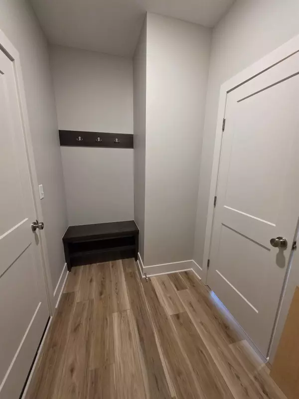 Newton, KS 67114,1108 SE 8th