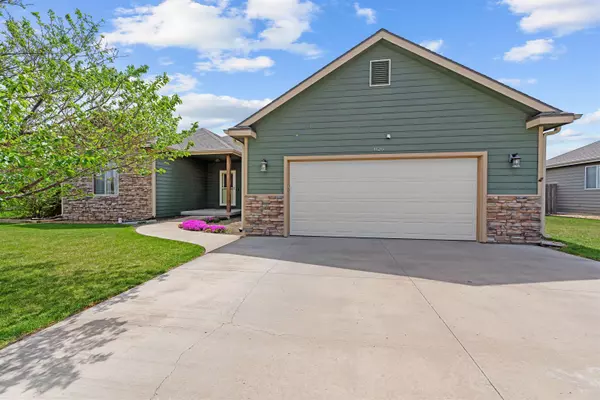 826 Rittgers Ln, Salina, KS 67401