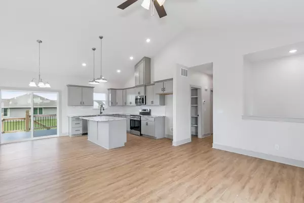 Park City, KS 67219,5849 N Newport St