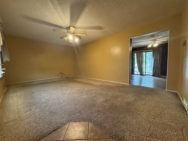 Winfield, KS 67156,1800 Ritchie