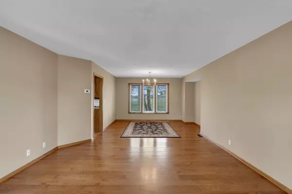 Wichita, KS 67204,2719 W Driftwood Cir.