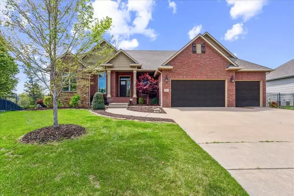 709 N Deerfield Ct, Andover, KS 67002